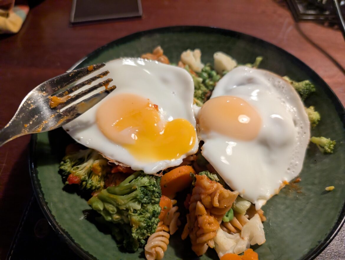 I love my ceramic frying pan. No oil, put a lit on for a few minutes and boom!