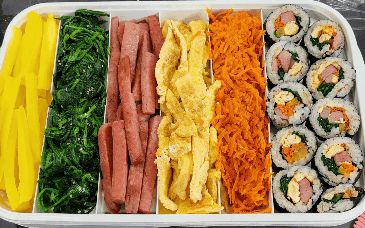 Perfect Homemade Kimbap – Colorful, Fresh, and So Satisfying