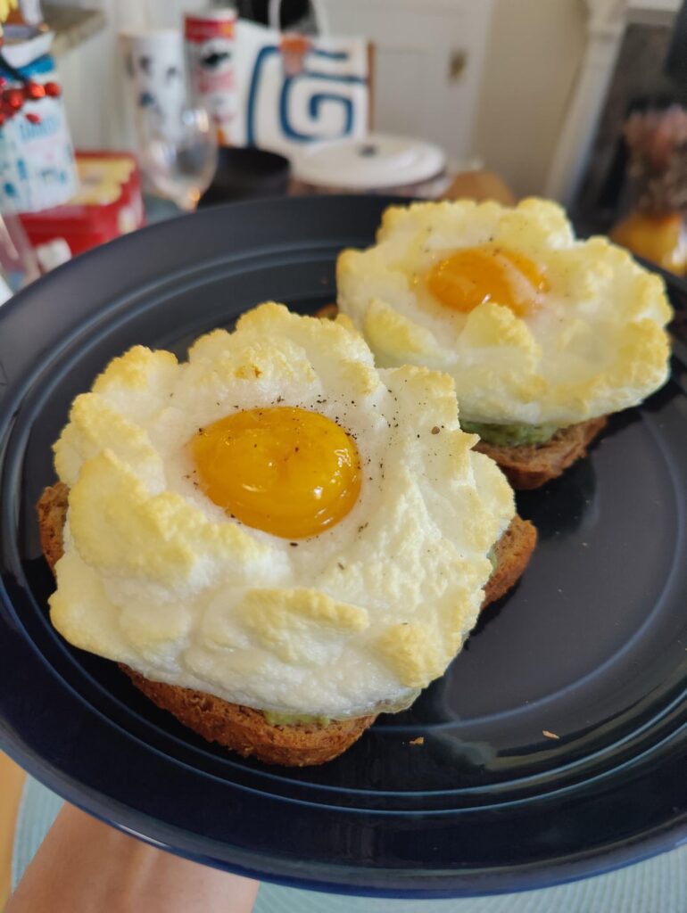 [Homemade] Cloud eggs