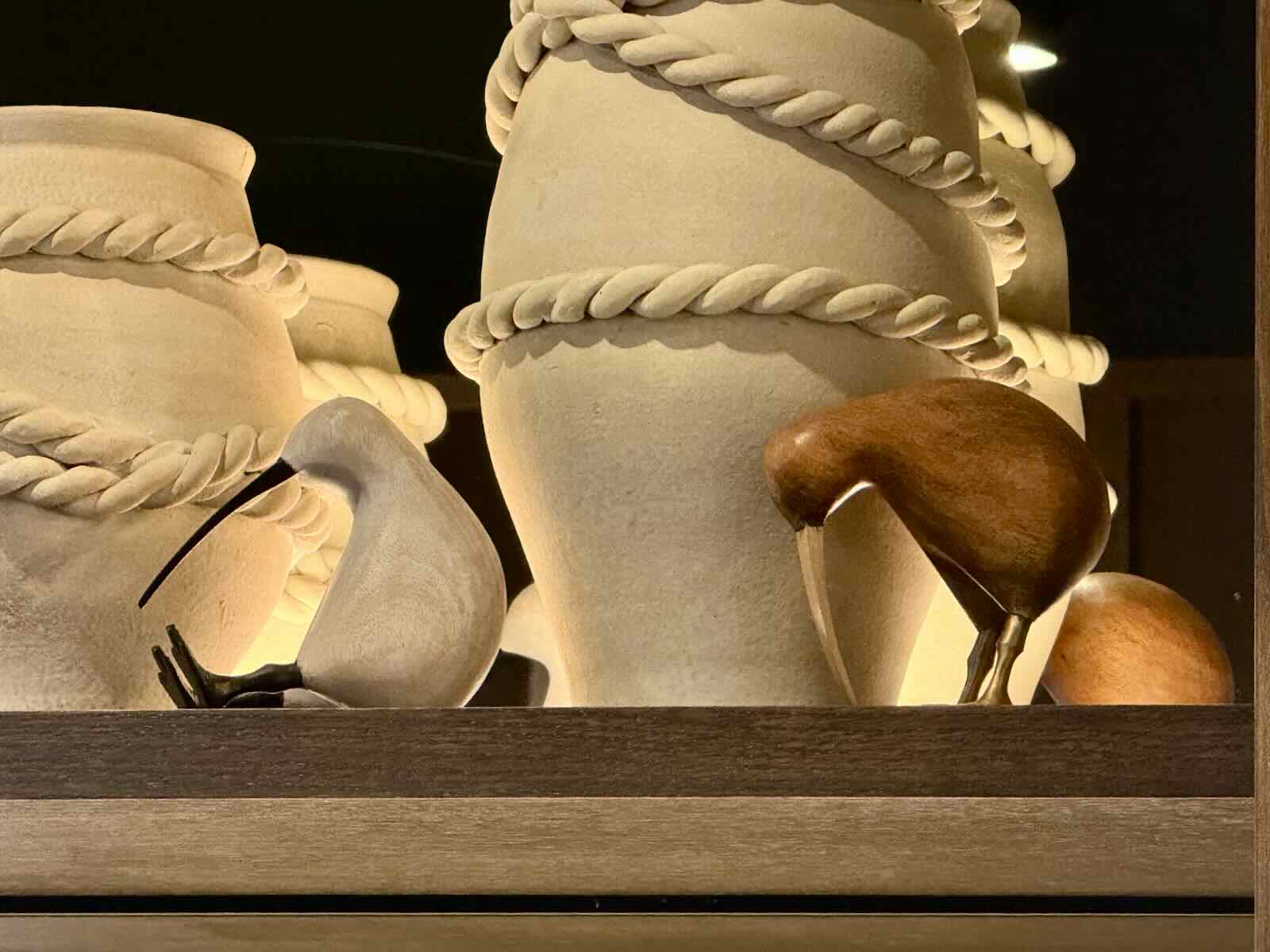 Kiwis displayed behind the bar