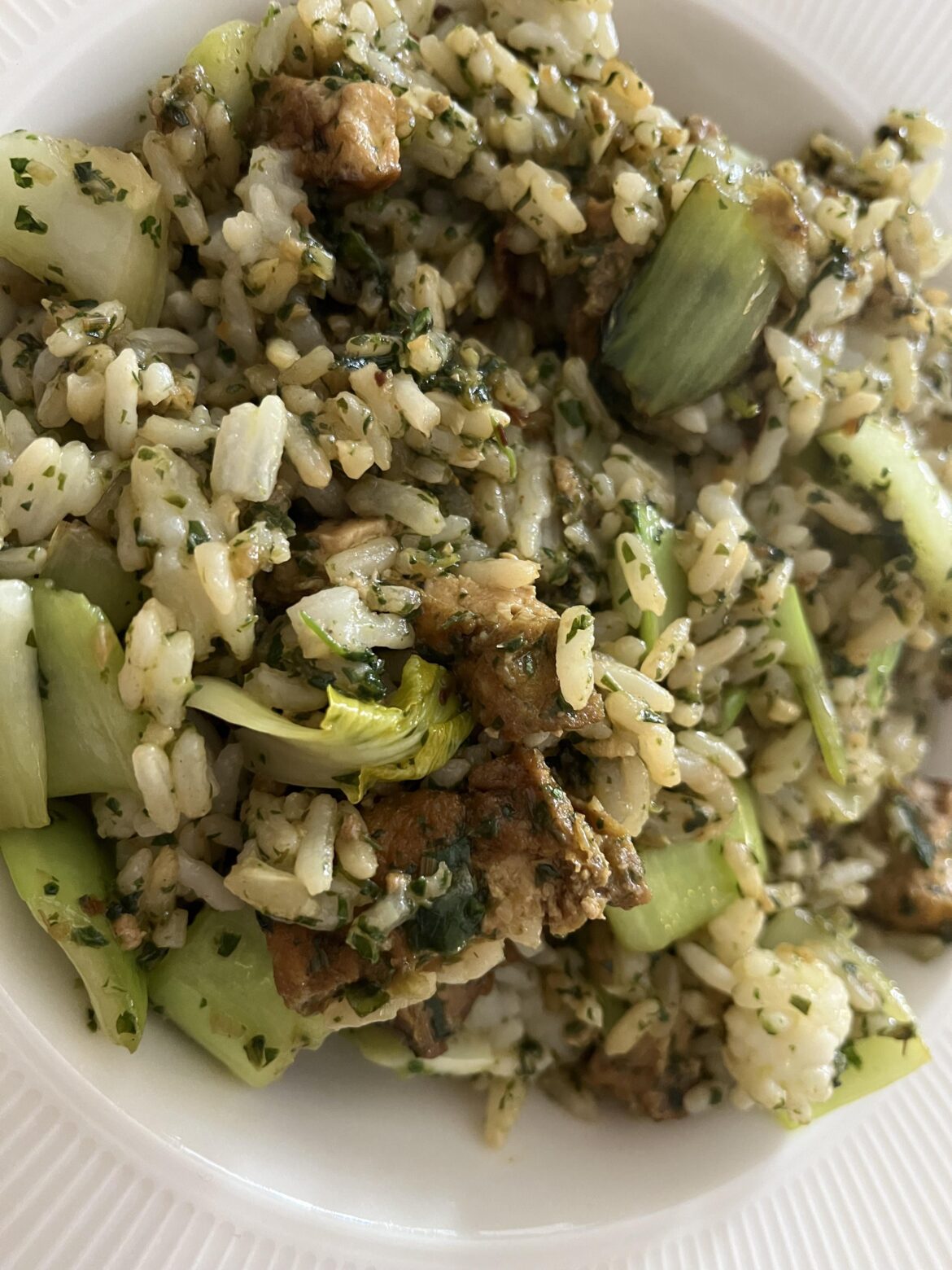 Improvised fried rice with tofu and veggies;