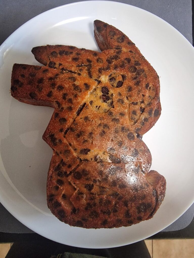 I haven't baked in over a decade, but i got a pikachu mold as a gift, so i decided to bake a cake