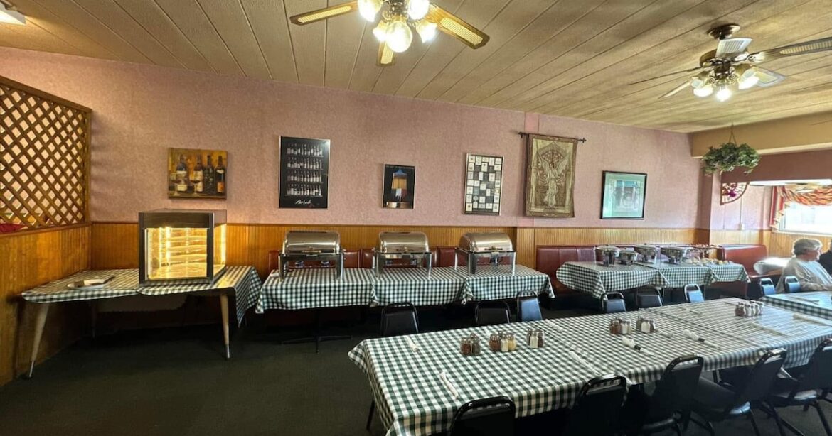 Italian restaurant cooks free lunch for Wright-Patt members about to deploy – WHIO TV 7 and WHIO Radio Italian restaurant cooks free lunch for Wright-Patt members about to deploy – WHIO TV 7 and WHIO Radio