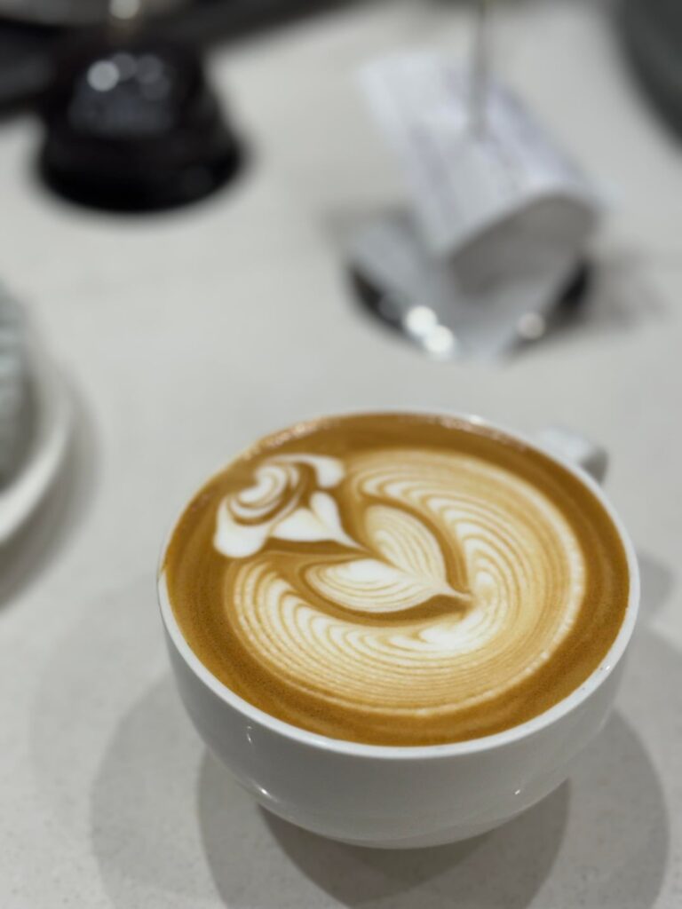 Rose Latte Art 🌹 wished I could do this in every pour tho