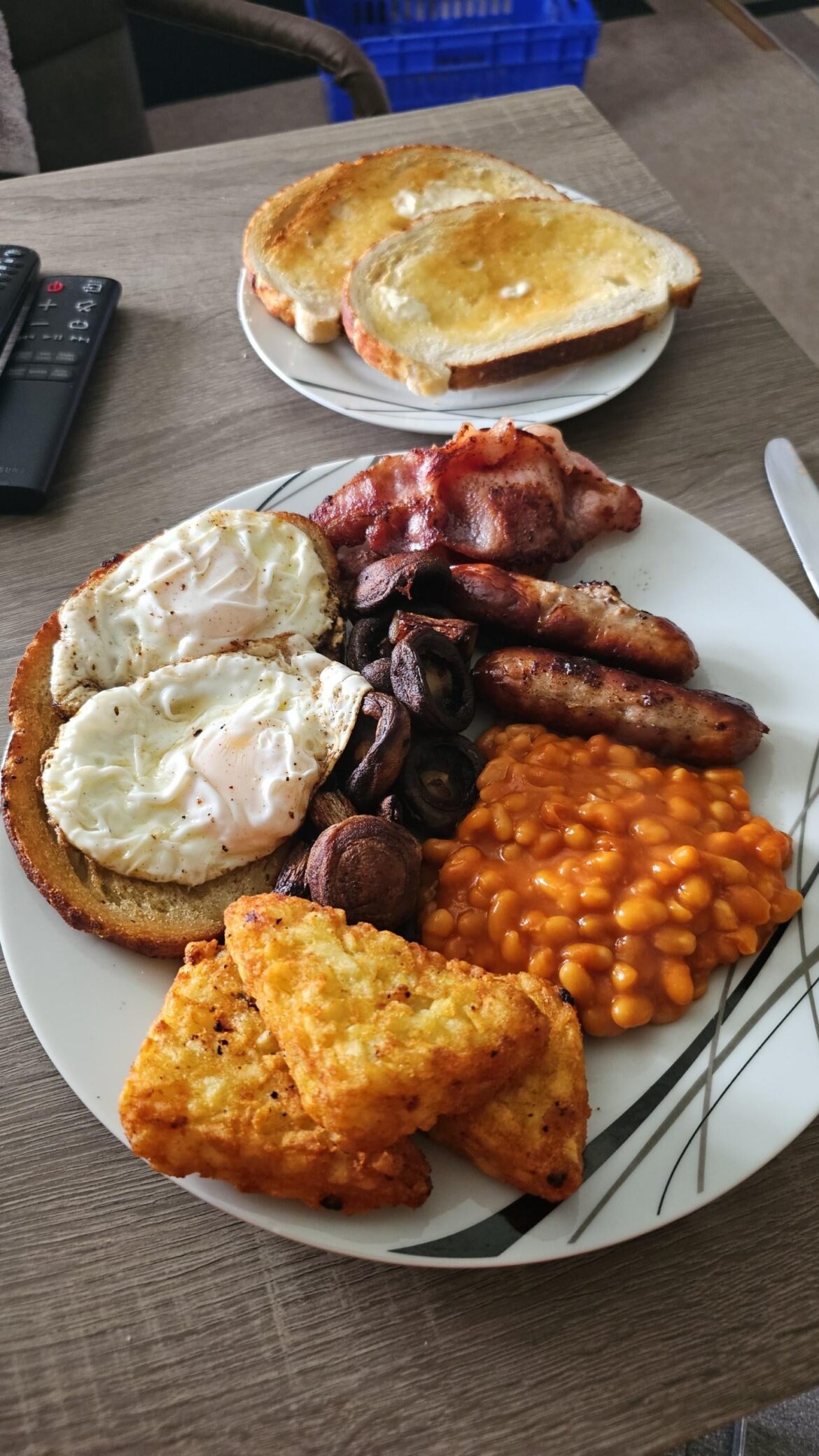 No roast, so a fry up it is 😍