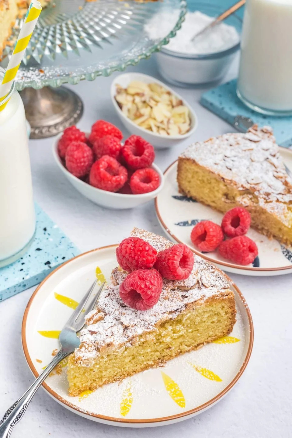 Italian Almond Cake - Photo Credit: xoxoBella.