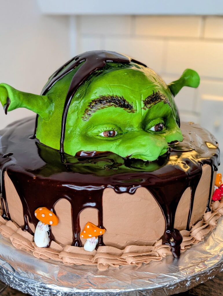 The students at the school I work for are doing Shrek the Musical for their Spring Musical.  I volunteered to make them a cake for their cast party.