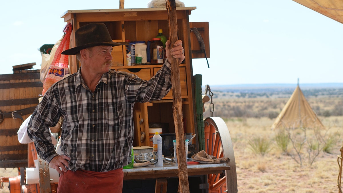 Kent Rollins, an Oklahoma-born chuck wagon cook, has spent decades preserving traditional cowboy cooking methods.