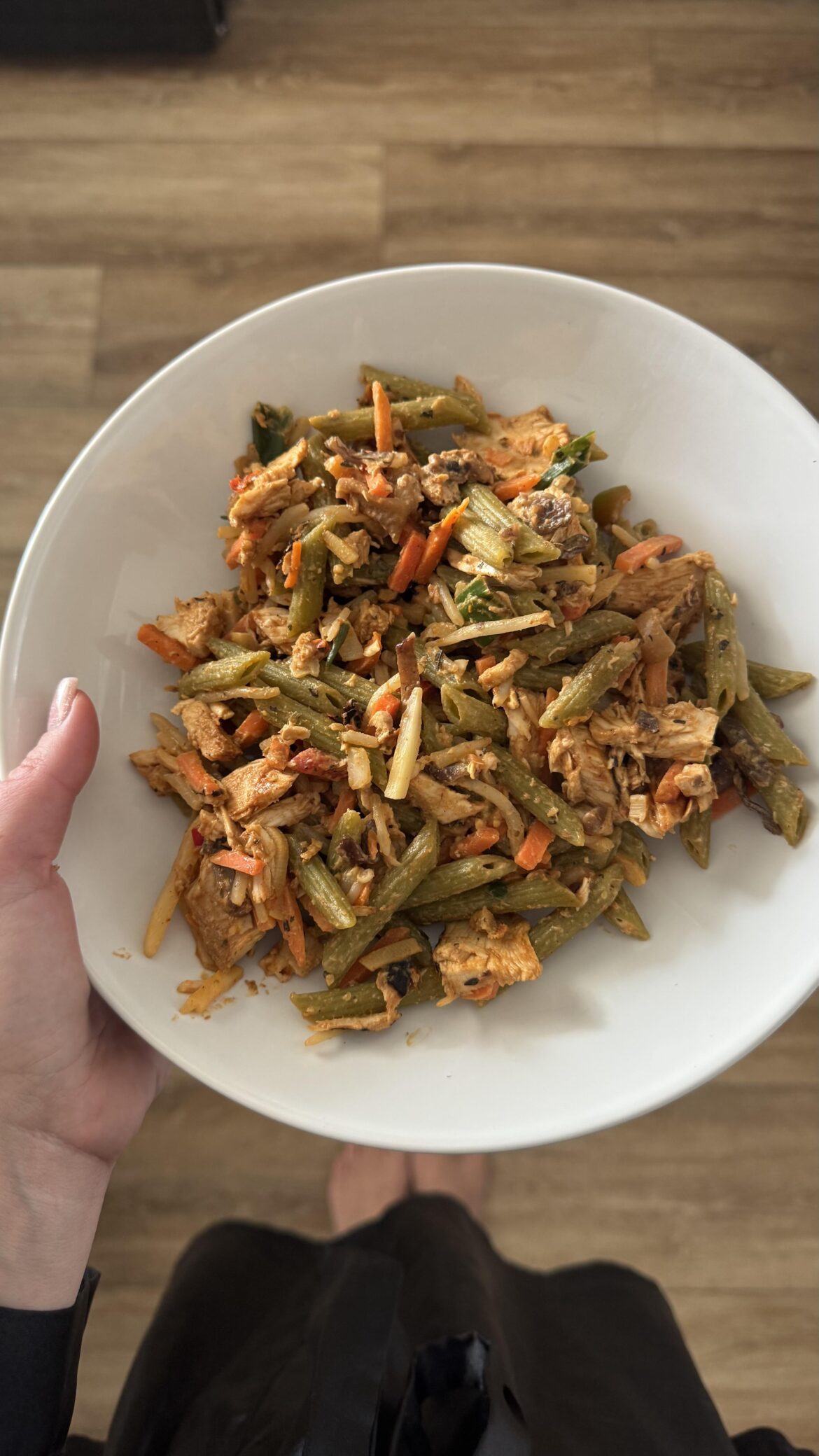 Massive bowl of healthy pasta! 350g total for only 430 calories 🍝
