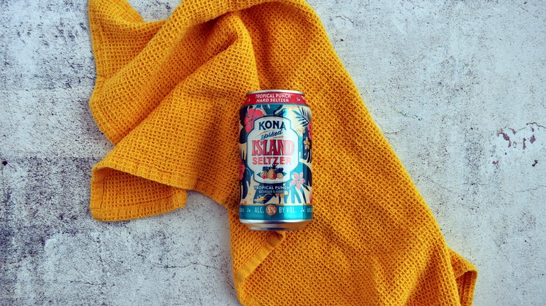 Can of Kona Island Seltzer