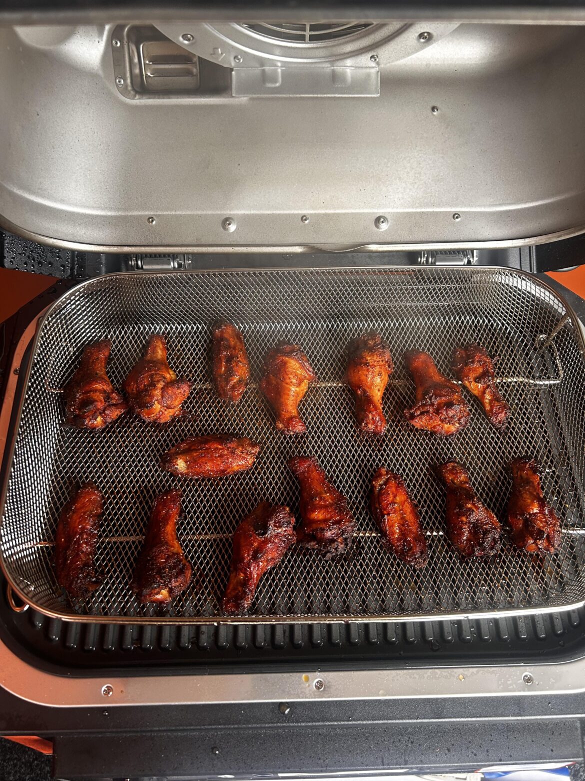 Wings came out perfect balance with smokiness