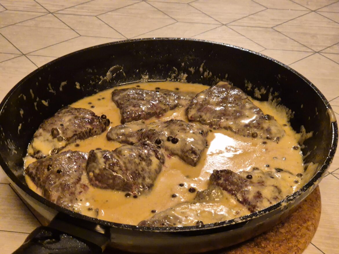 Whale steak, my best attempt so far:)