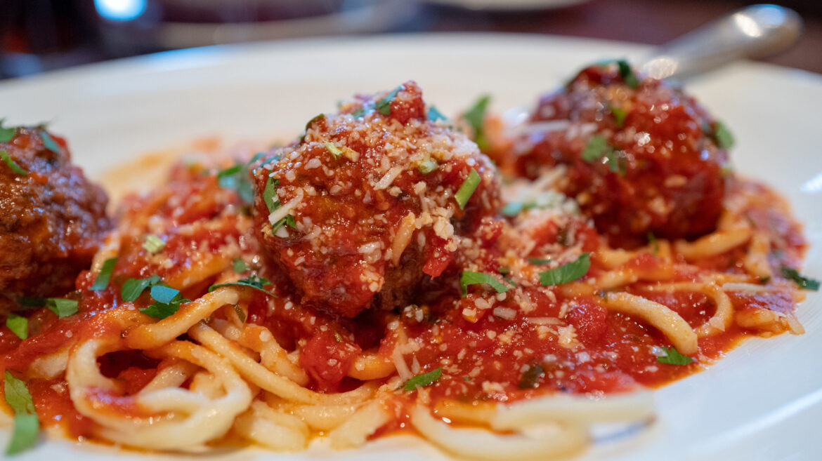 'Best I've Ever Had' — The Chain With The Best Spaghetti And Meatballs, According To Reviews