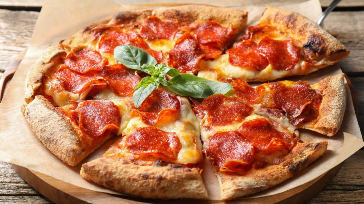 The Pepperoni Red Flags That Should Send You Running From Any Pizza Parlor