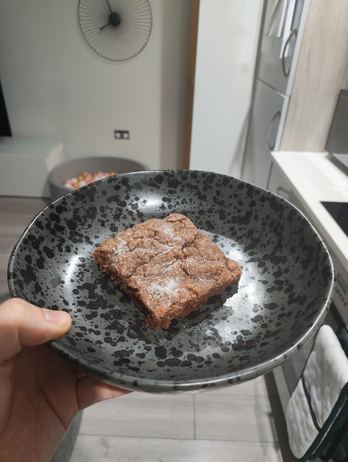 As a northener who's moved down south, literally no one knows about the BEST school dinner treat: chocolate concrete