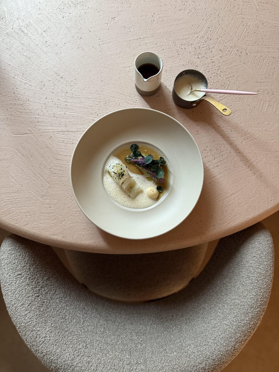 Brill & squid, young cabbages marinated with roasted yeast vinaigrette, chervil root puree, squid dashi & fermented cabbage beurre blanc.