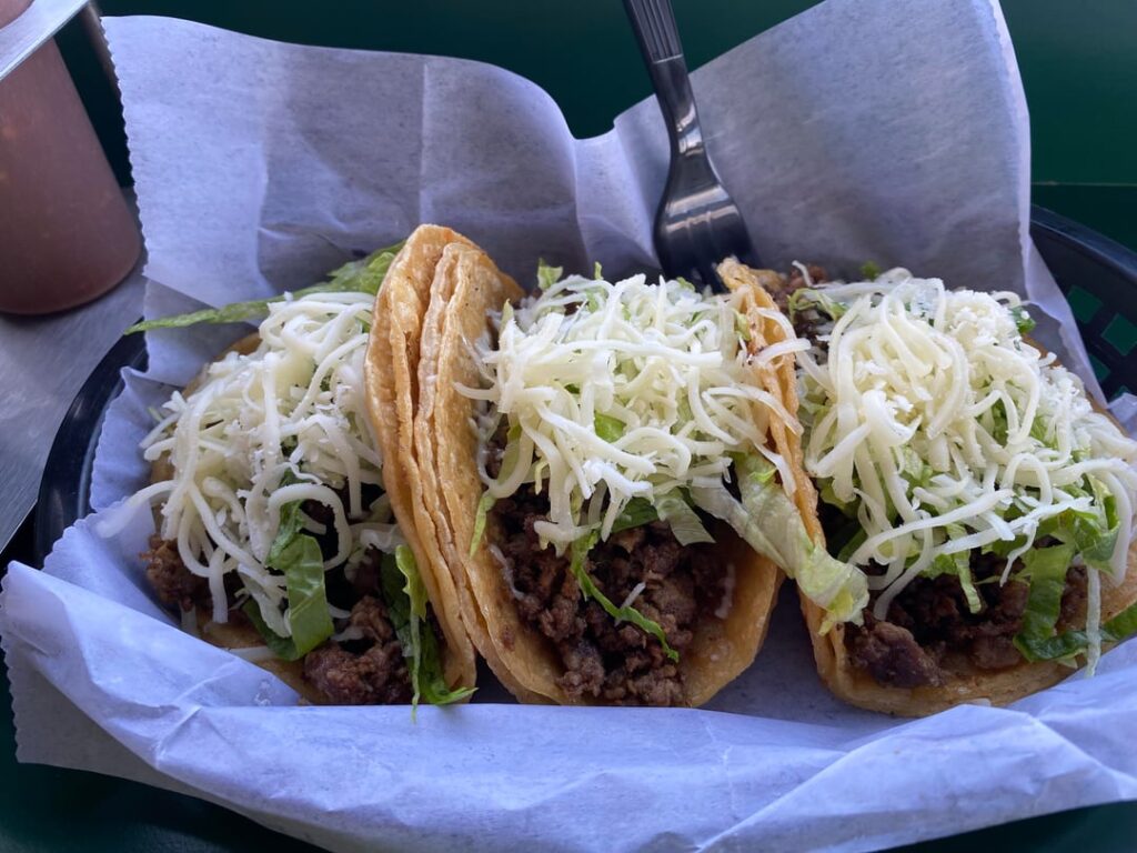 El Famous – Tinley Park, IL El Famous - Tinley Park, IL