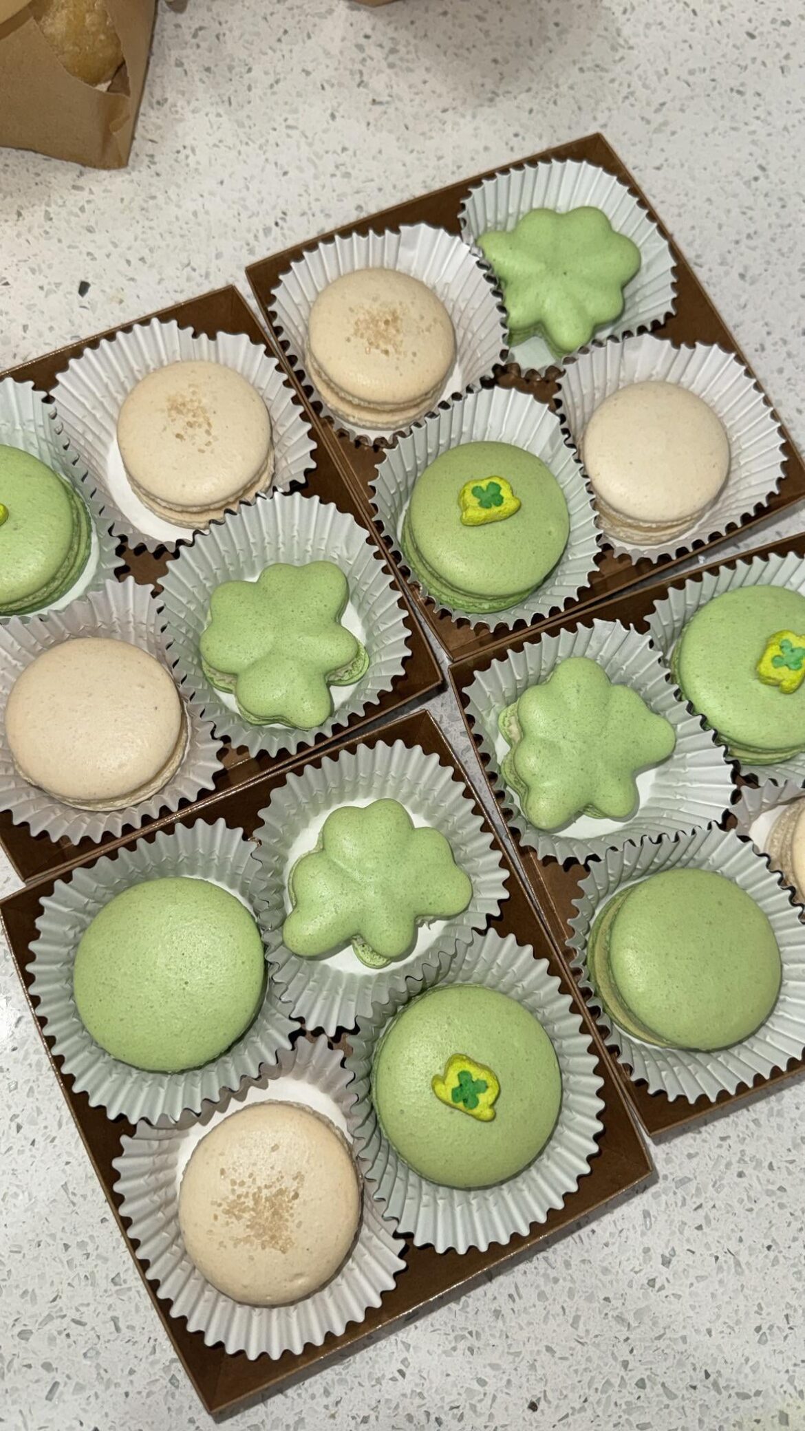 Grey & blue Macaron cake