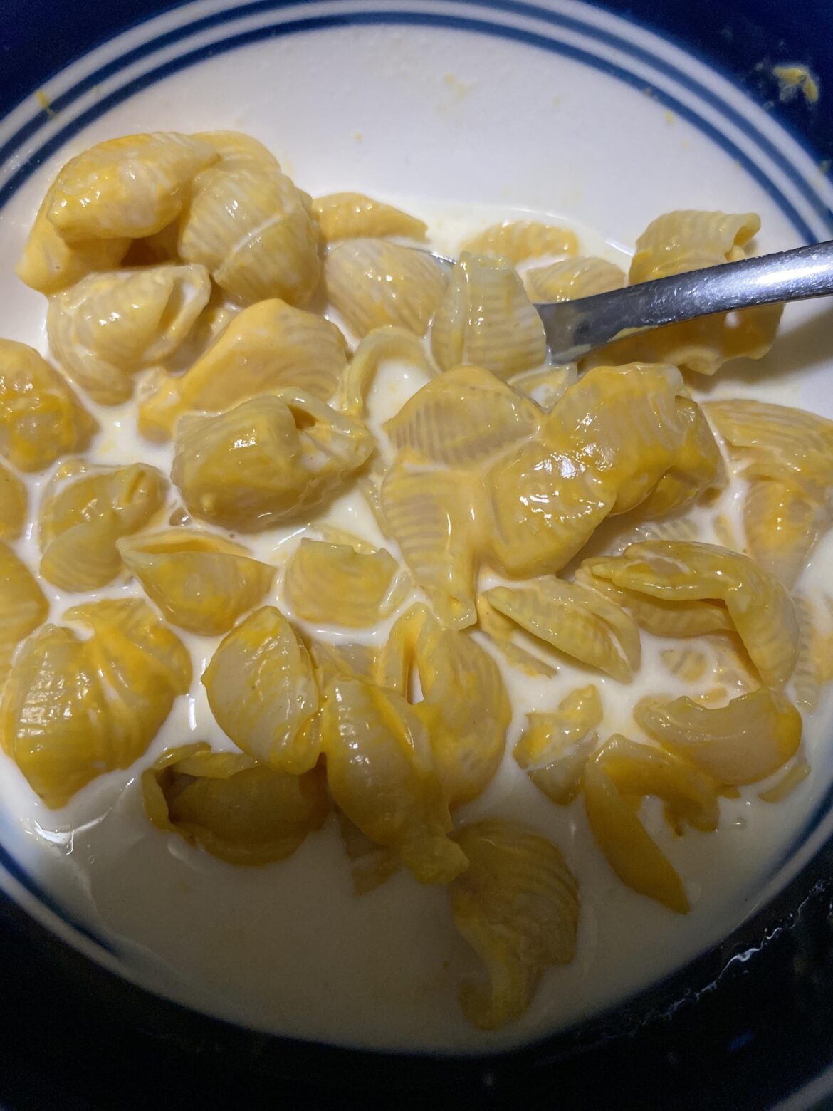 I eat my leftover mac and cheese like cereal