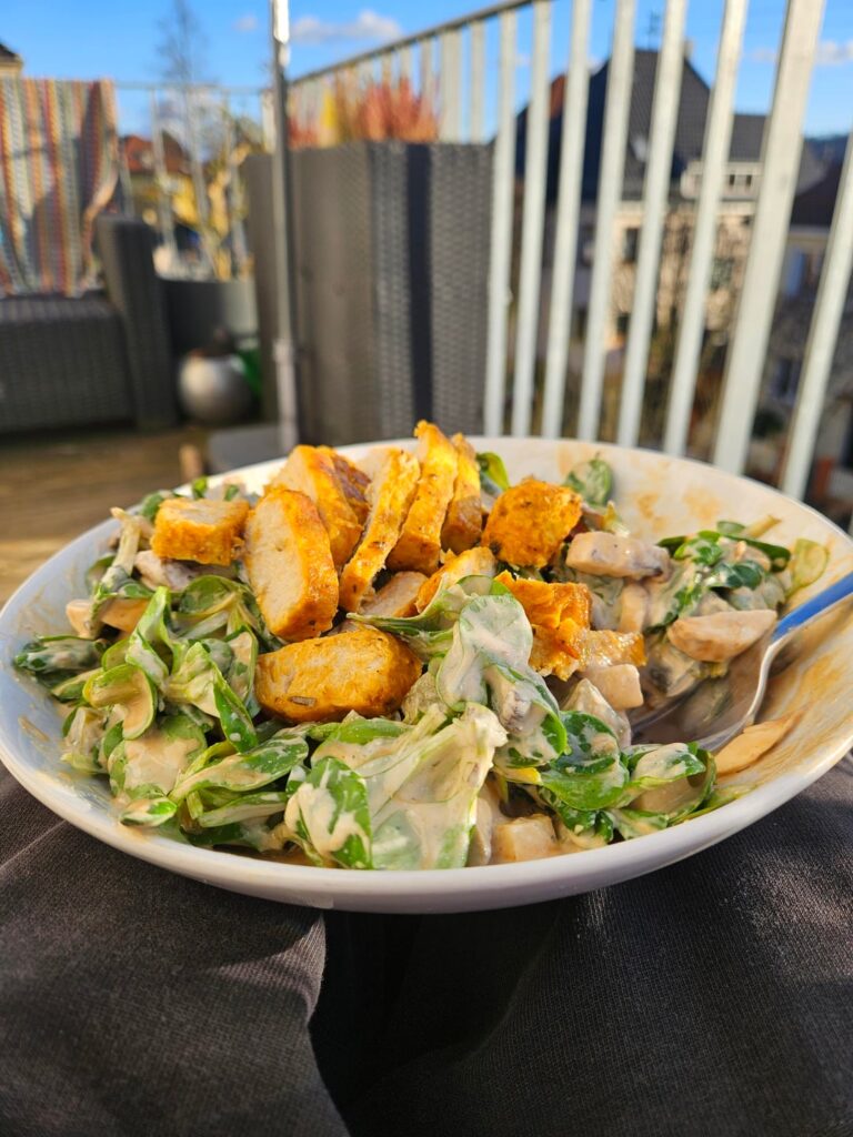 Salad + Protein = Volume and Hunger-killer