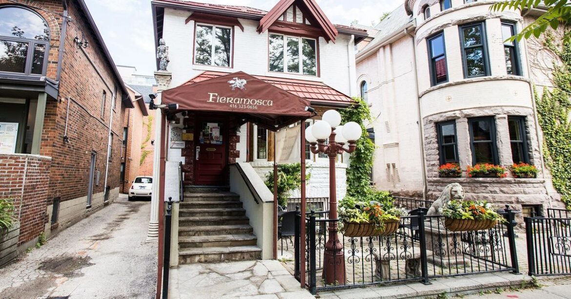 A Southern Italian Dinner Party for Couples! A Southern Italian Dinner Party for Couples!