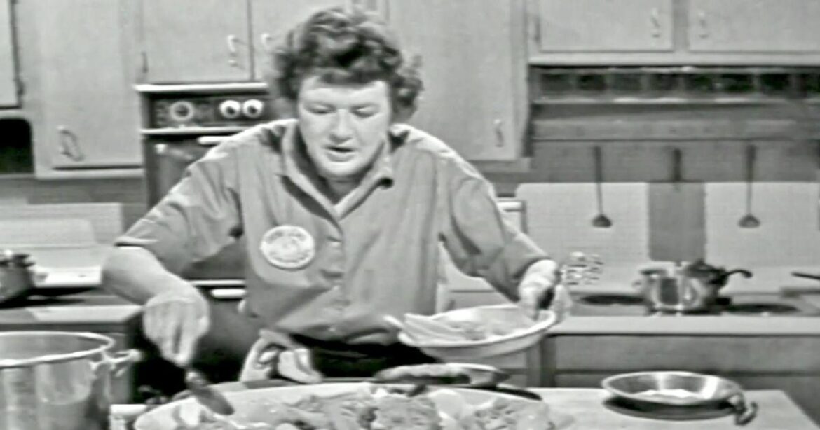 The French Chef with Julia Child | Dinner In A Pot