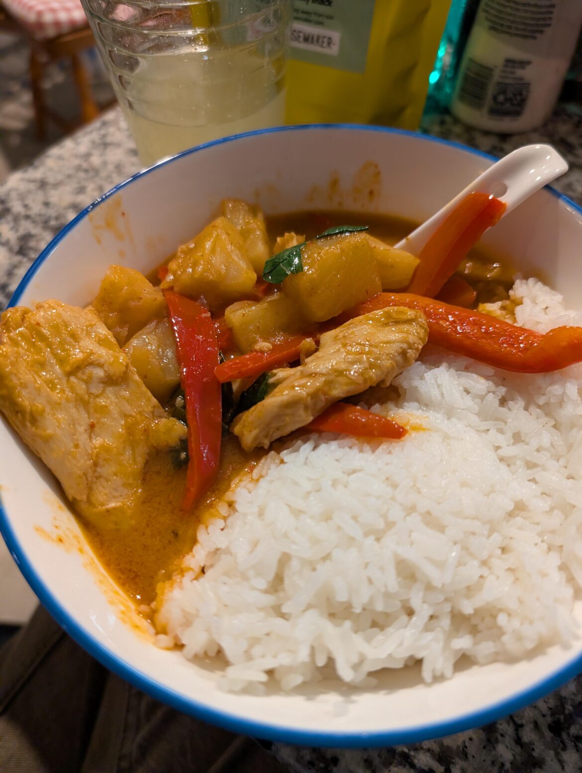 Pineapple red curry with daring chicken