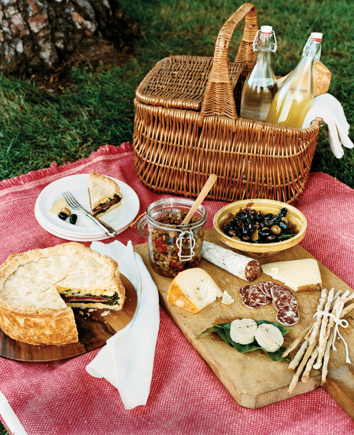 Recipes for an Italian picnic – Sunset Magazine
