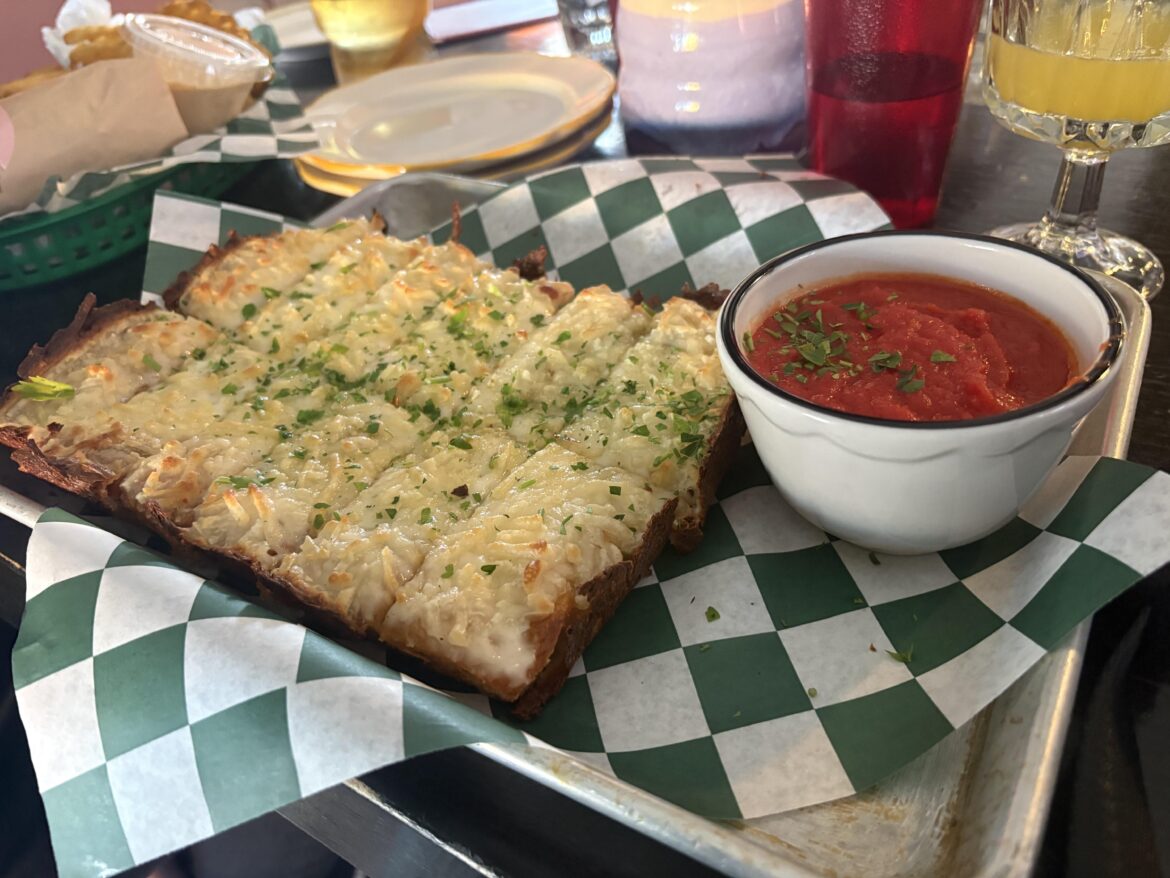 I had to get the garlic bread again