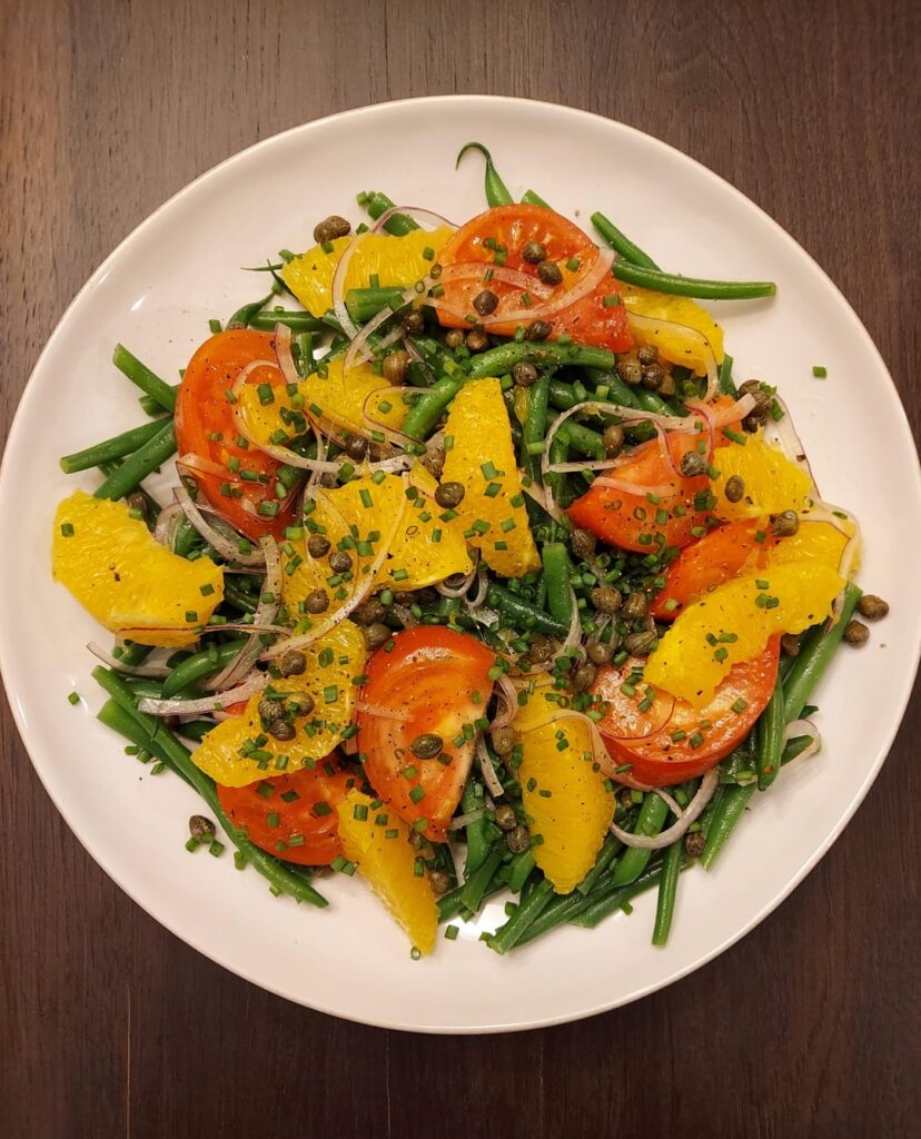 Side salad to go with my burger was unexpectedly pretty, so had to snap a photo