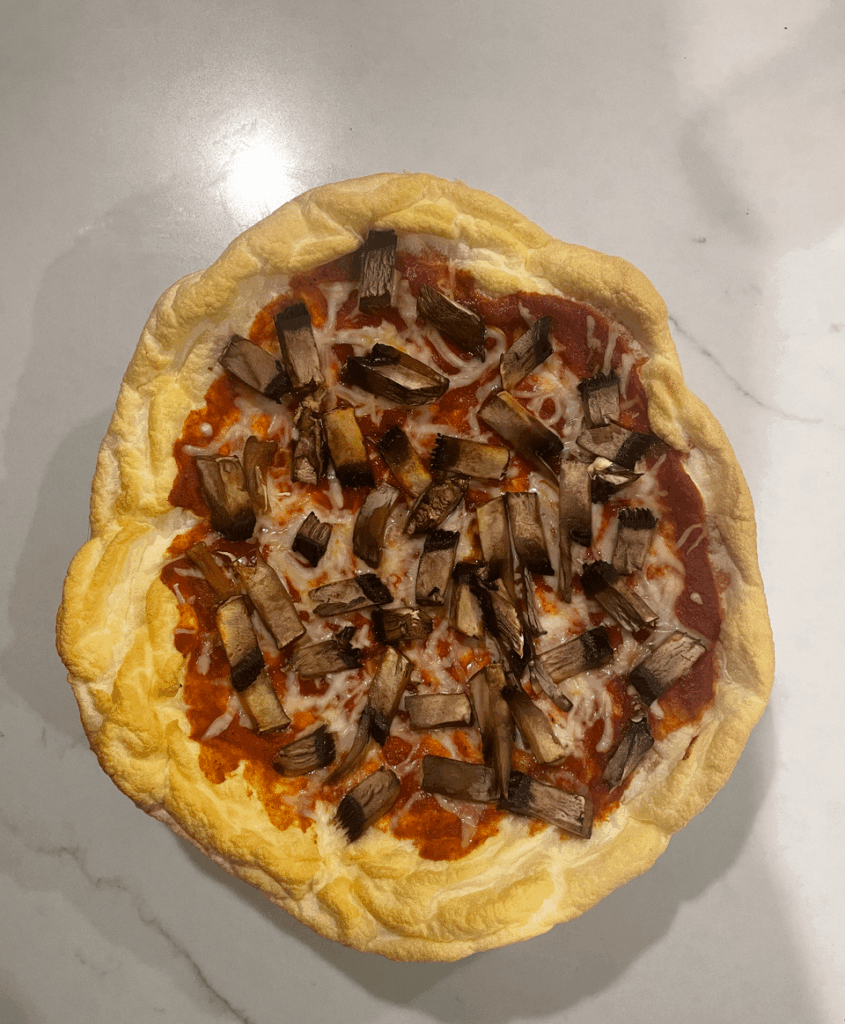 Low Cal Mushroom Pizza - 232 calories for the whole thing!!!!