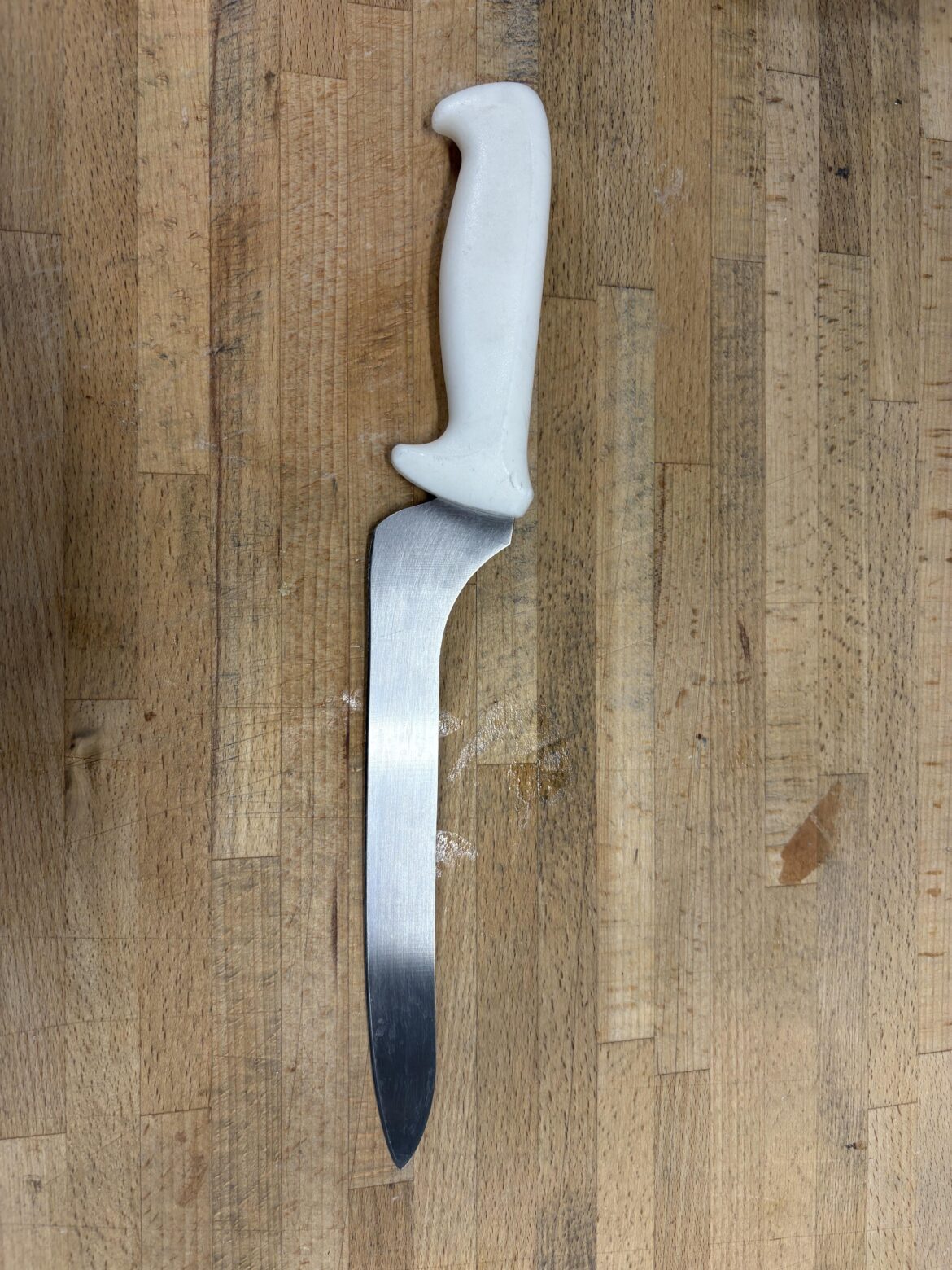 Best knife sharpener in town did really great work with the serrated knives!