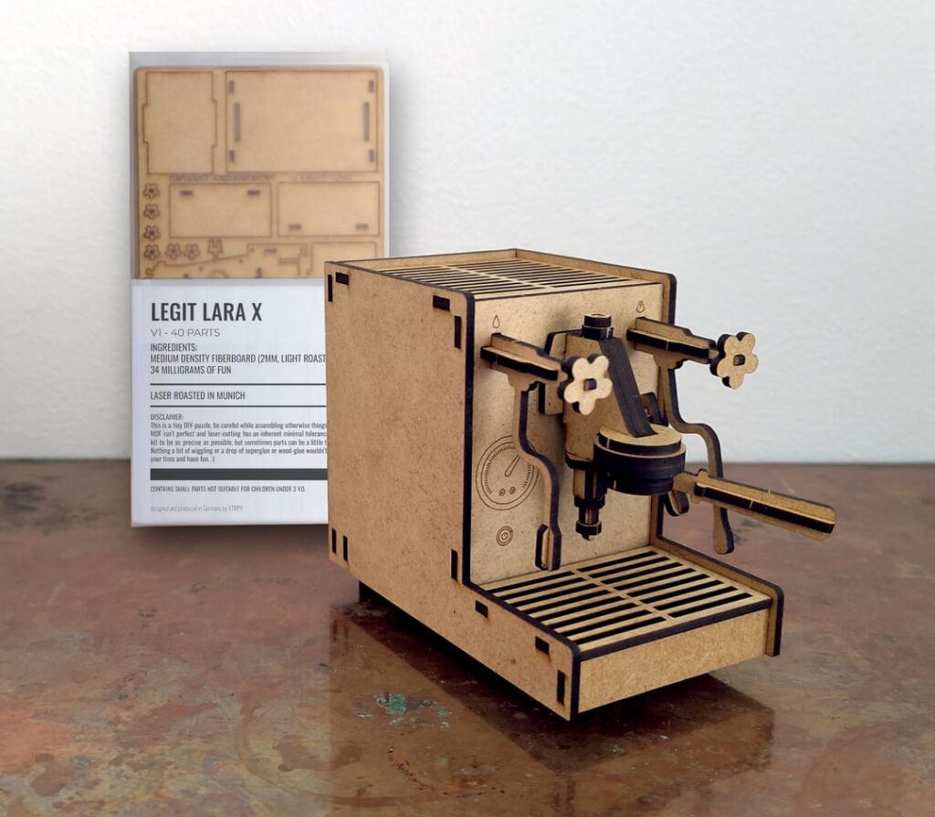 I promised I would make more lasercut models for a bunch of people, so here is the next batch: The Legit Buena and Legit Lara X and the Pepillio Silva.