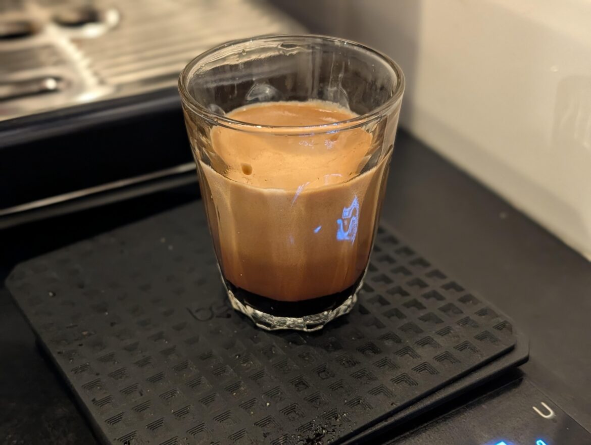Extreme amount of crema [Sage Barista Pro]