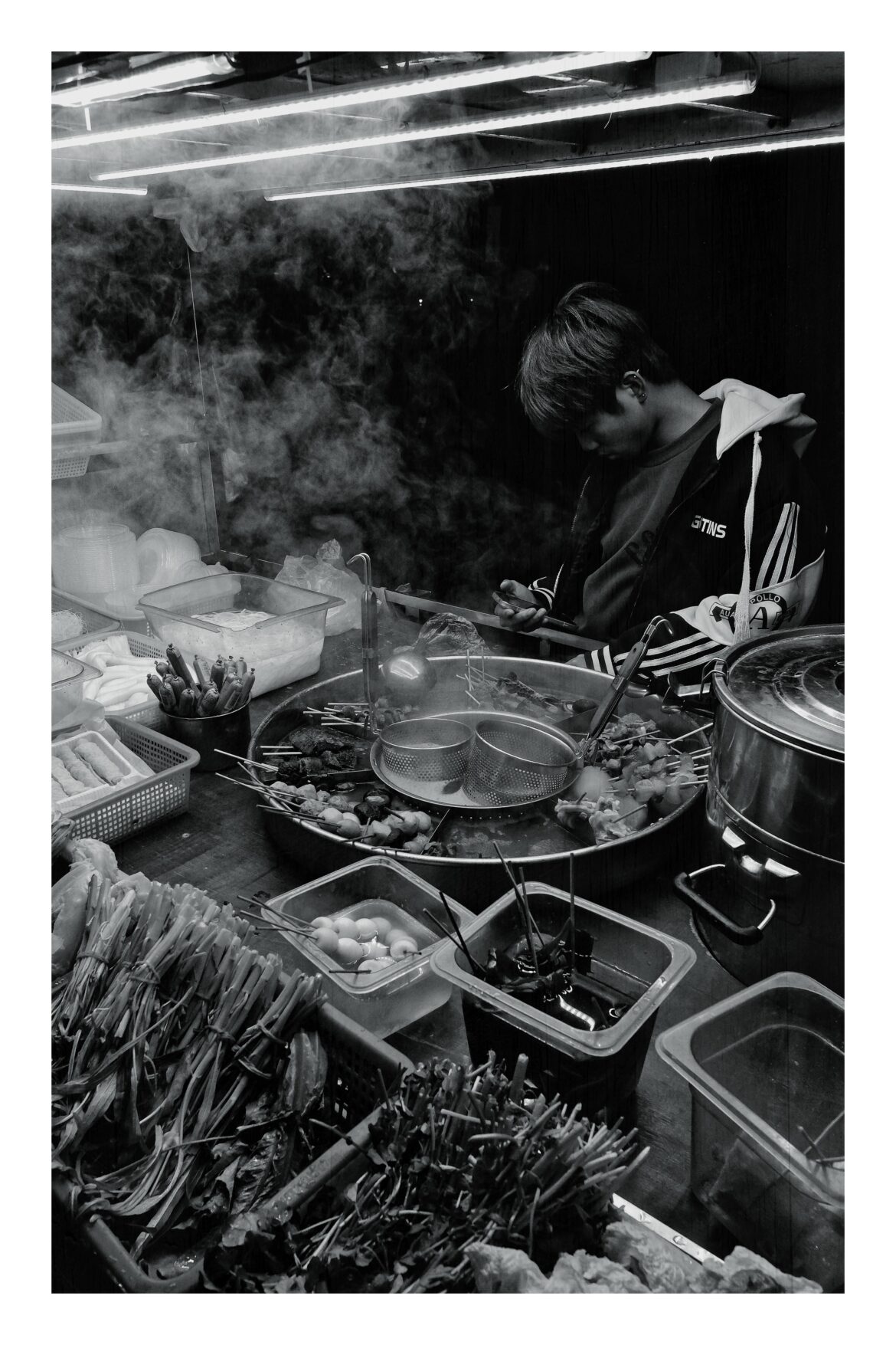 Street Food at Night in Guangzhou [OC]