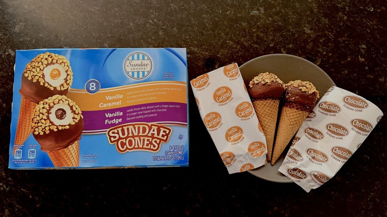 Sundae Shoppe Vanilla Caramel & Fudge Sundae Cones