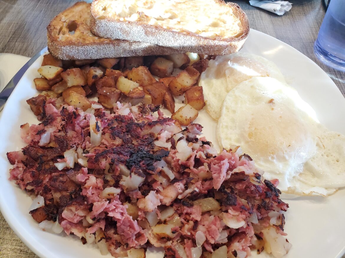 Corned Beef Hash , eggs, potatoes & sourdough