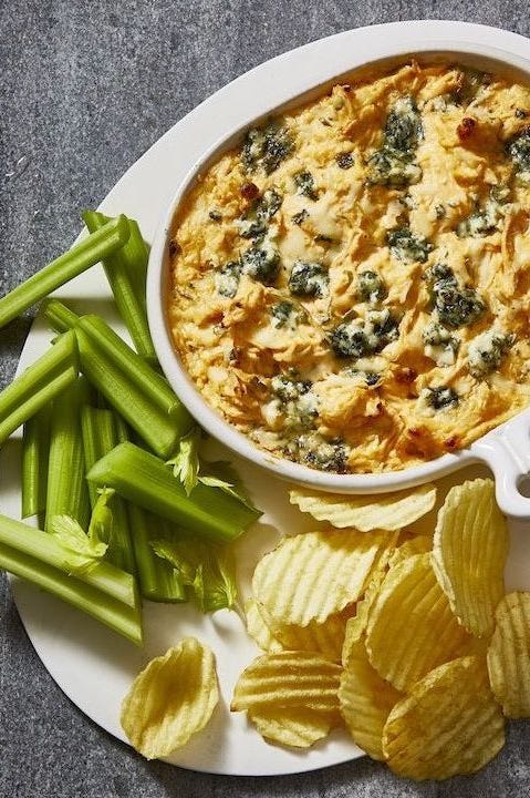  buffalo chicken dip with potato chips