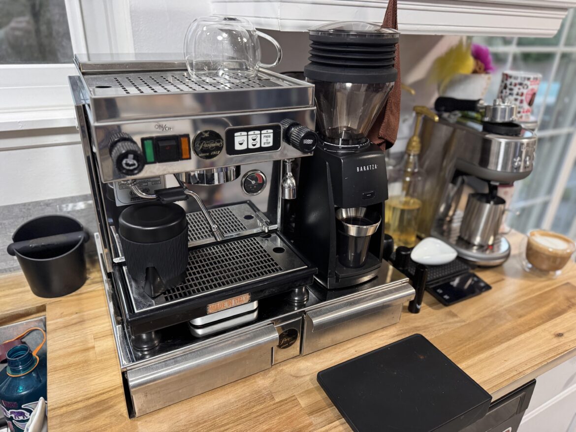 My (mostly) thrifted setup