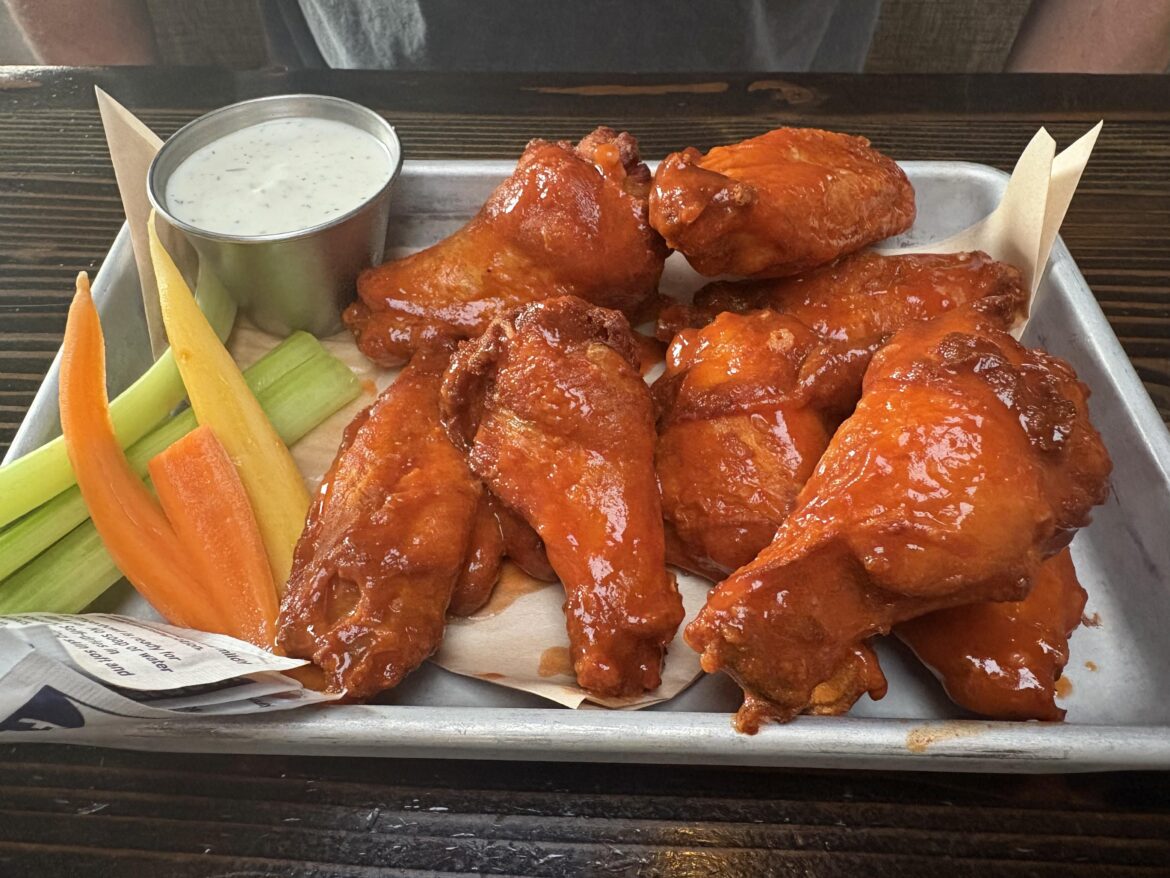 OHSO Brewing Wings in North Scottsdale