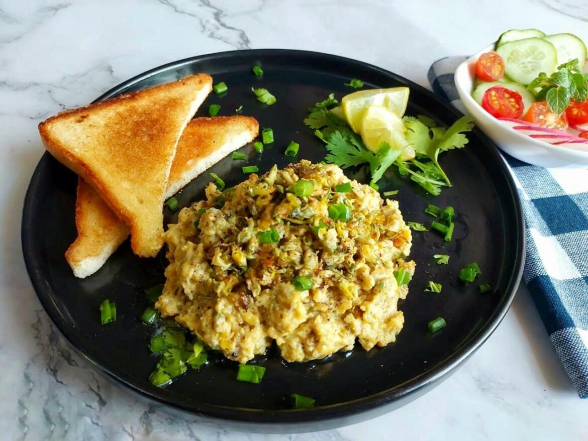 Creamy Scrambled Eggs with Drumstick Blossoms