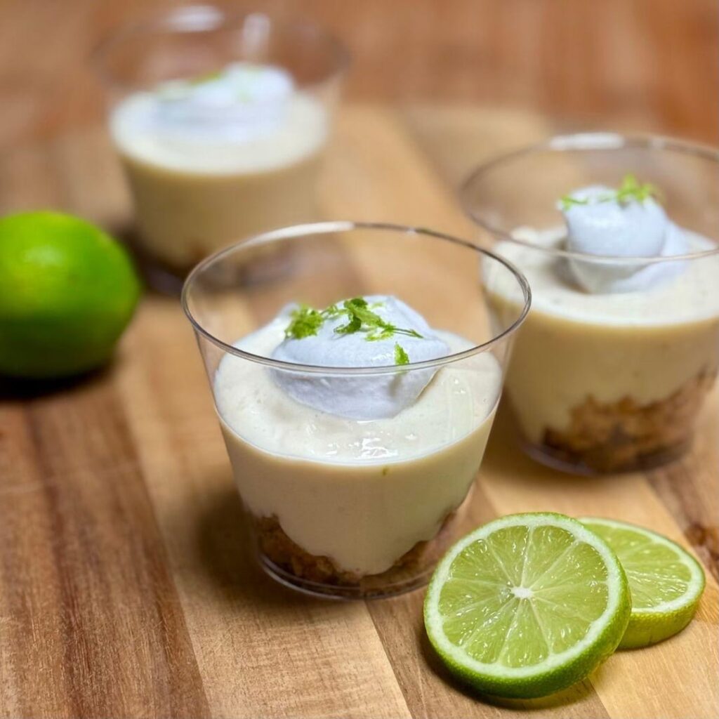 Vegan Key Lime Parfait 🌱 a light & easy 4-ingredient sweet treat