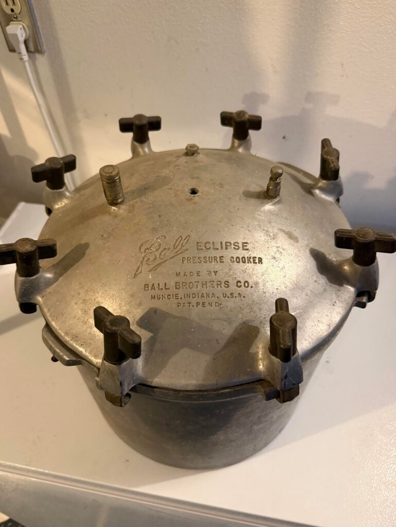 Question About Old Pressure Cooker Question About Old Pressure Cooker