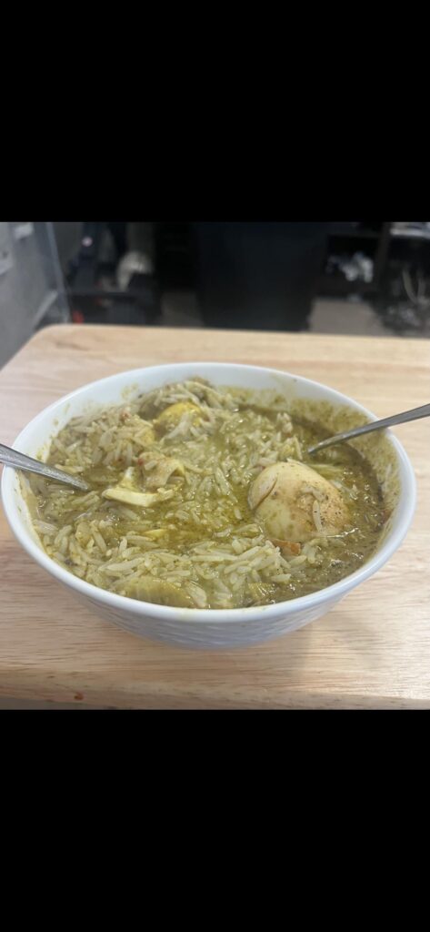 Made my hubby lunch cause he’s sick and I care 🥰