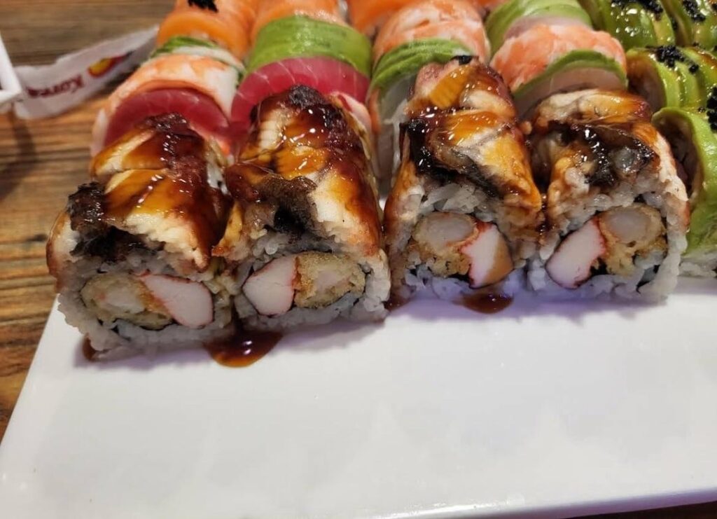 calories in dragon roll and chajangmyun