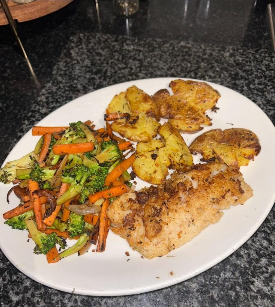 Hake, stir fried veg & smashed baby potatoes - 350 cal, 29g protein.