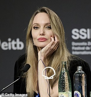 With this victory, the judge has ordered Jolie to hand over 22 documents and communications after Pitt argued they were nothing more than unprotected business chatter between the actress and her trusted aides, and therefore not presumed to be privileged