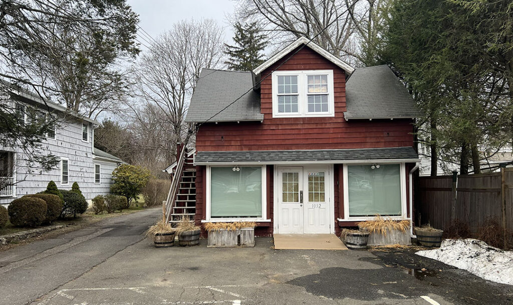 Silvermine Market in New Canaan to become French bistro Silvermine Market in New Canaan to become French bistro