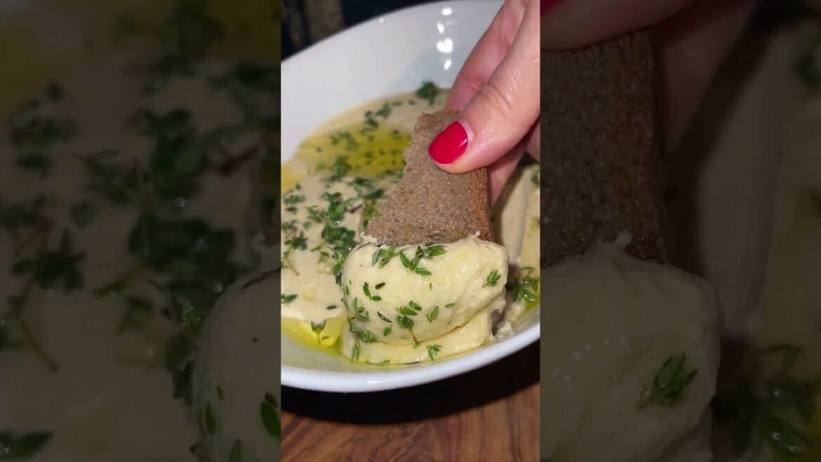 Fresh Homemade Hummus | Mediterranean Dip with Warm Bread