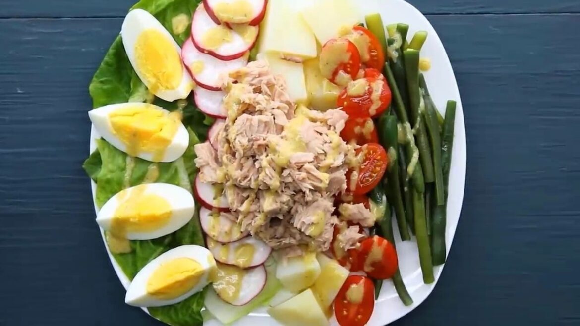 How to Make Tuna Nicoise Salad Recipe